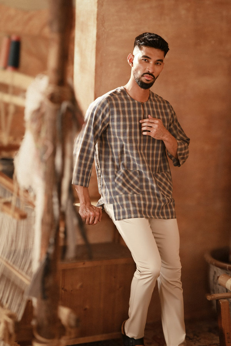 The Asal Kita Men 3/4 Sleeve Kurta - Stone Canvas