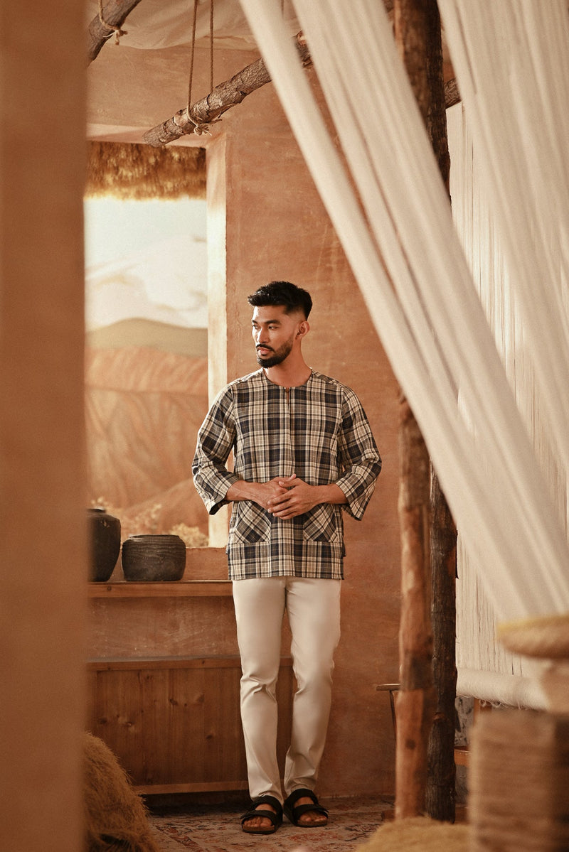 The Asal Kita Men 3/4 Sleeve Kurta - Blue Tartan