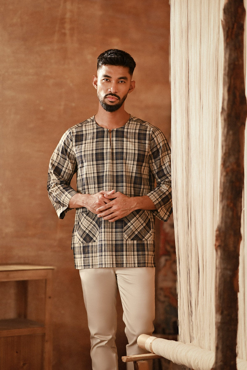 The Asal Kita Men 3/4 Sleeve Kurta - Blue Tartan
