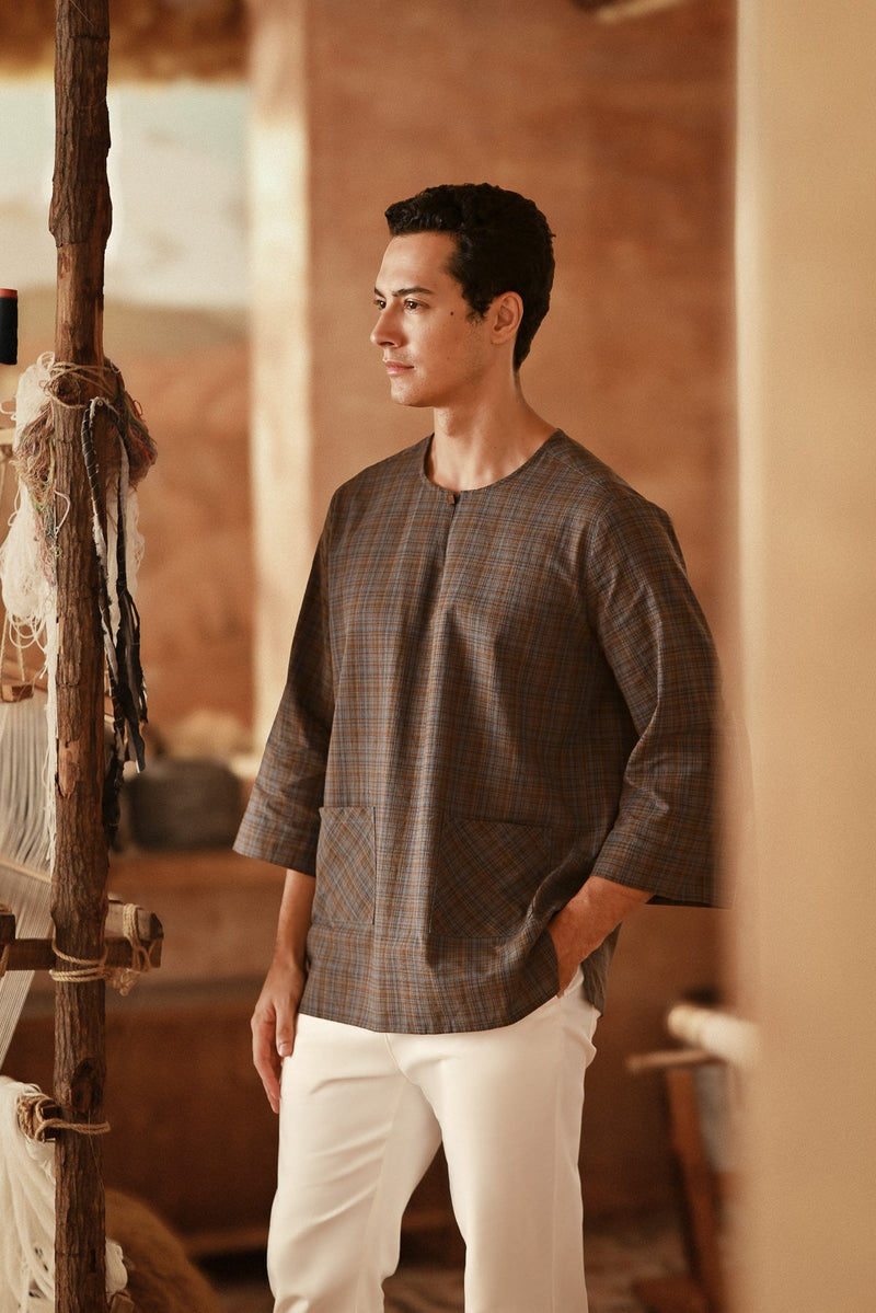 The Asal Kita Men 3/4 Sleeve Kurta - Linea Steel