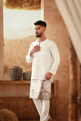 The Asal Kita Men Baju Melayu Teluk Belanga - Off White