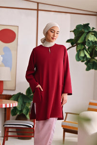 The Akari Women Nyaman Kurung Top - Maroon