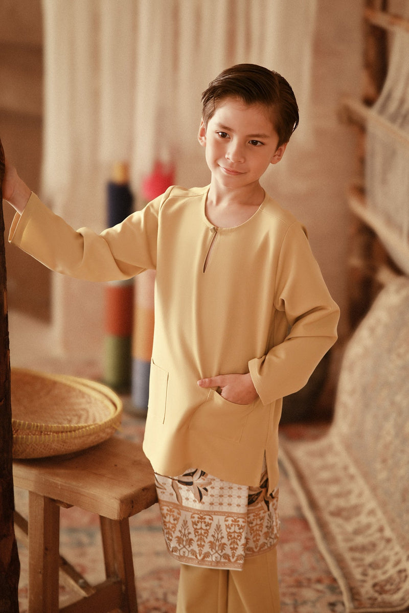 The Asal Kita Baju Melayu Teluk Belanga - Champagne Yellow