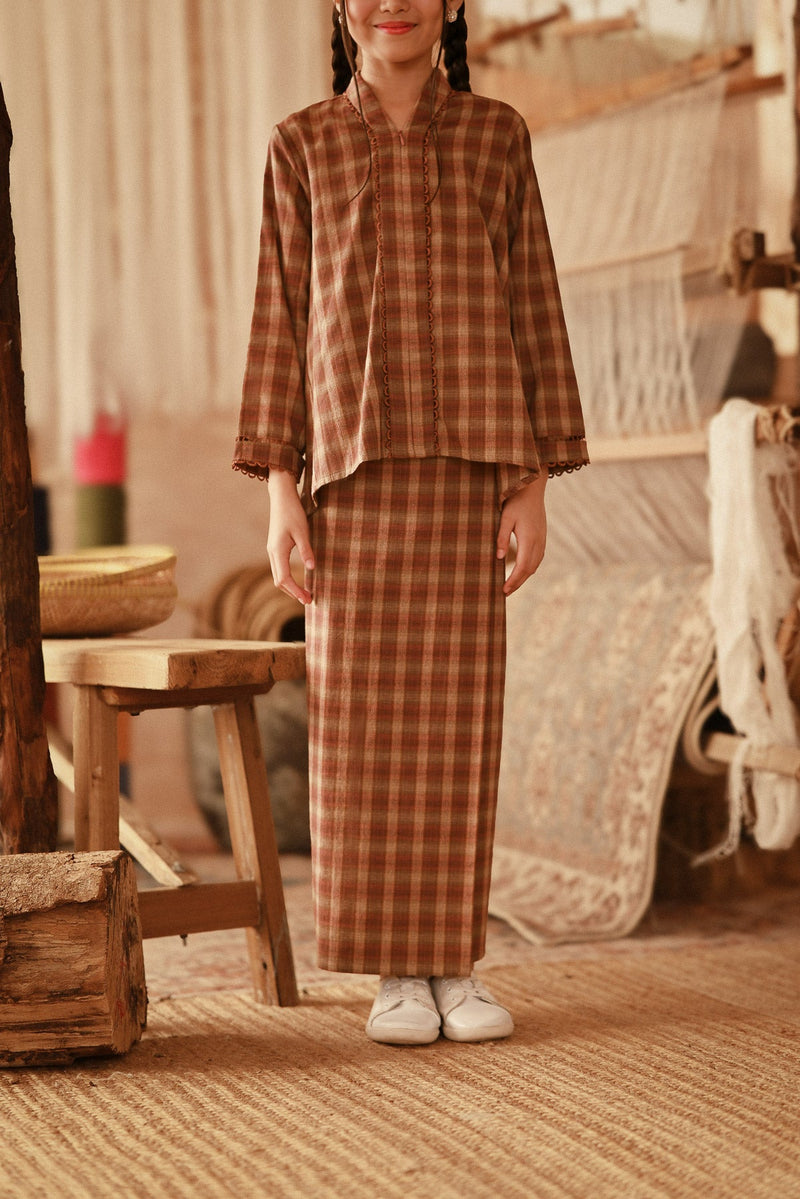 The Asal Kita Folded Skirt - Brick Canvas