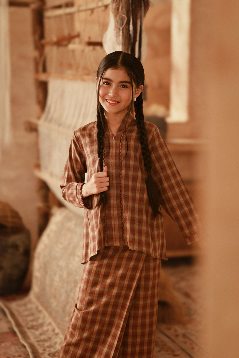 The Asal Kita Lace Kebaya Top - Brick Canvas