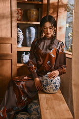 The Hariri Women Mandarin Collar Blouse - Nusantara
