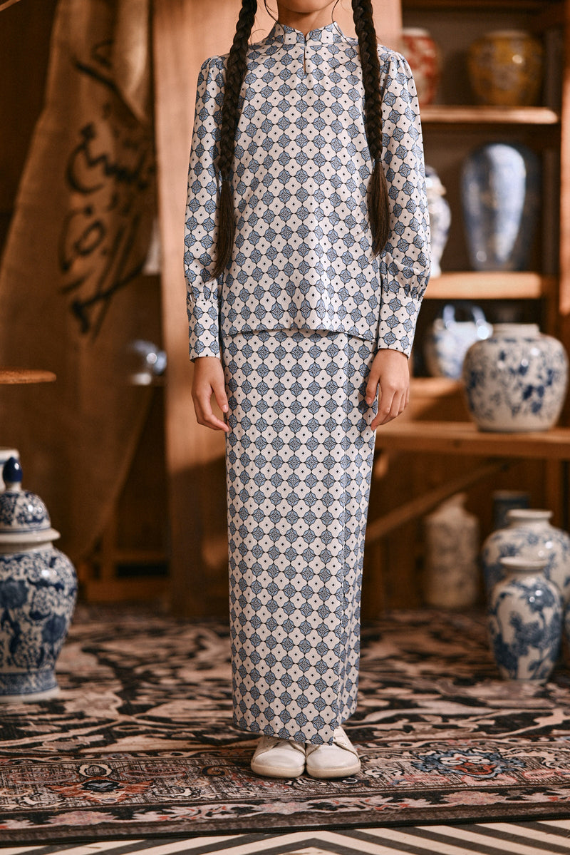 The Hariri Folded Skirt - Sailor