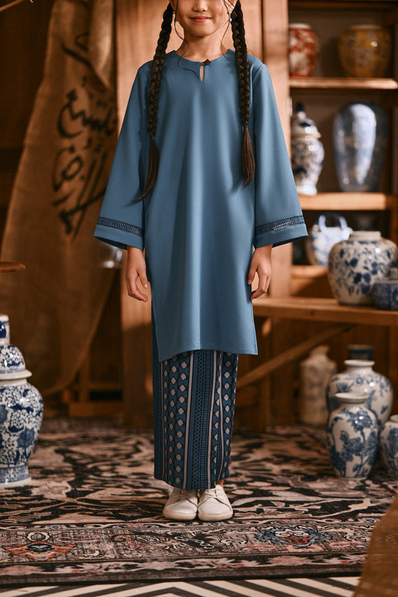 The Hariri Folded Skirt - Teal Borneo