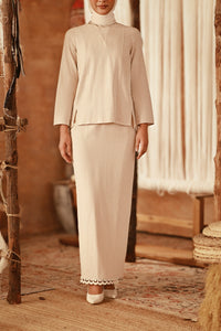 The Asal Kita Women Lace Skirt - Wovelyn