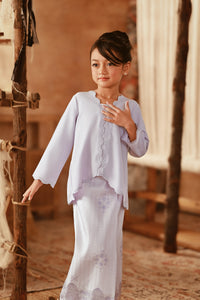 The Asal Kita Embellish Kebaya Top - Baby Lavender