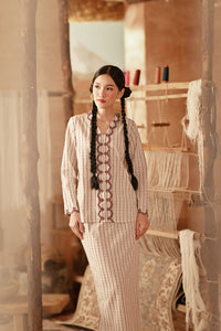 The Asal Kita Women Embroidered Kebaya Top - Creamish Plus