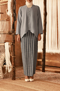 The Asal Kita Women Folded Skirt - Denimline
