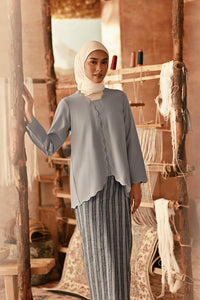 The Asal Kita Women Embellish Kebaya Top - Stone Grey