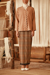The Asal Kita Women Lace Skirt - Pecan Tartan