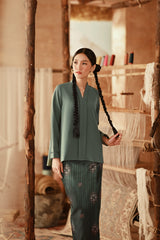 The Asal Kita Women Lace Kebaya Top - Sage Green