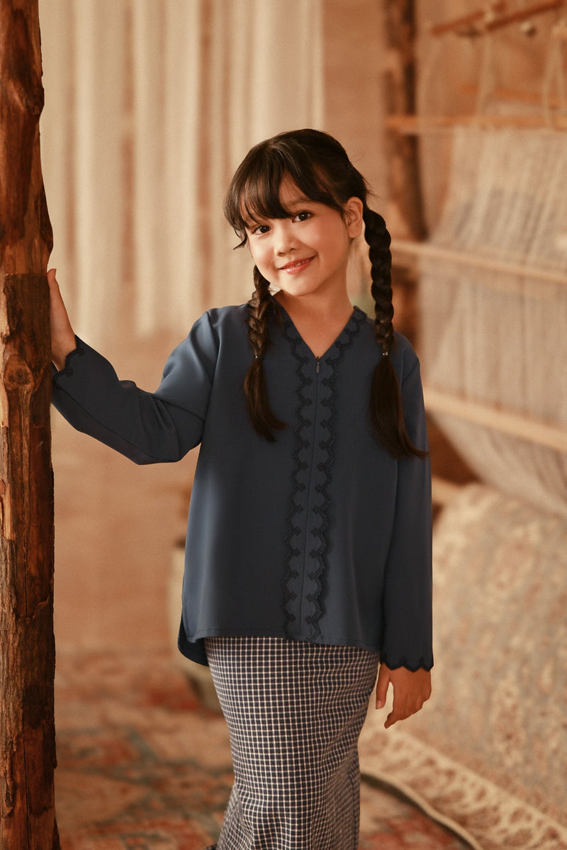 The Asal Kita Embroidered Kebaya Top - Deep Blue