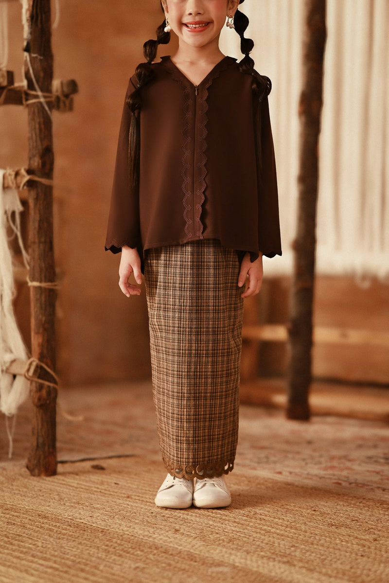 The Asal Kita Lace Skirt - Linea Brown