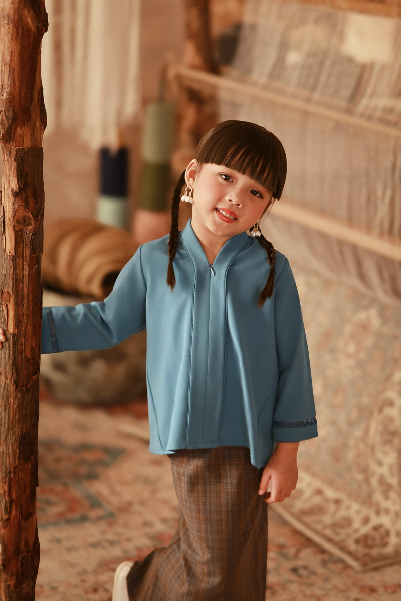 The Asal Kita Lace Kebaya Top - Jade Teal