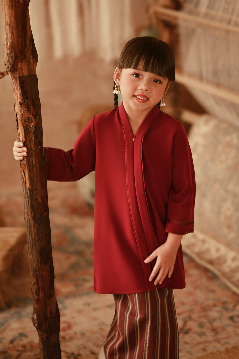 The Asal Kita Kebarung Top - Maroon