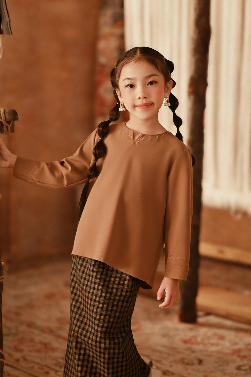 The Asal Kita Kedah Broderie Blouse - Latte