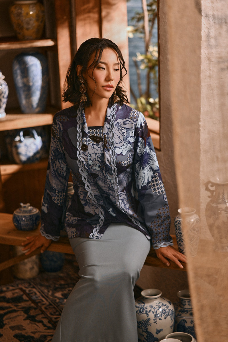 The Hariri Women Classic Kebaya Top - Kinabalu