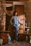 The Hariri Women Classic Kebaya Top - Blue Fog