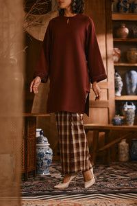 The Hariri Women Broderie Skirt - Cherrywood