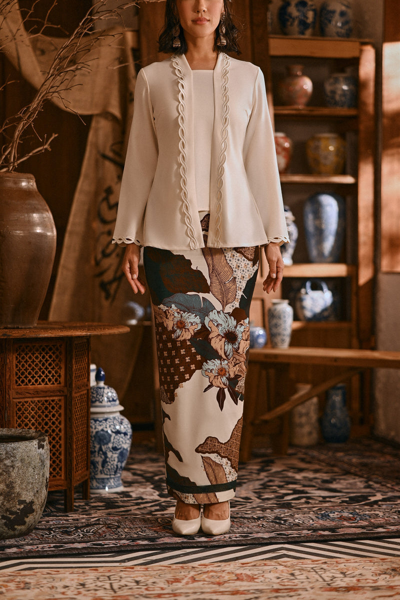 The Hariri Women Lace Skirt - Amazon