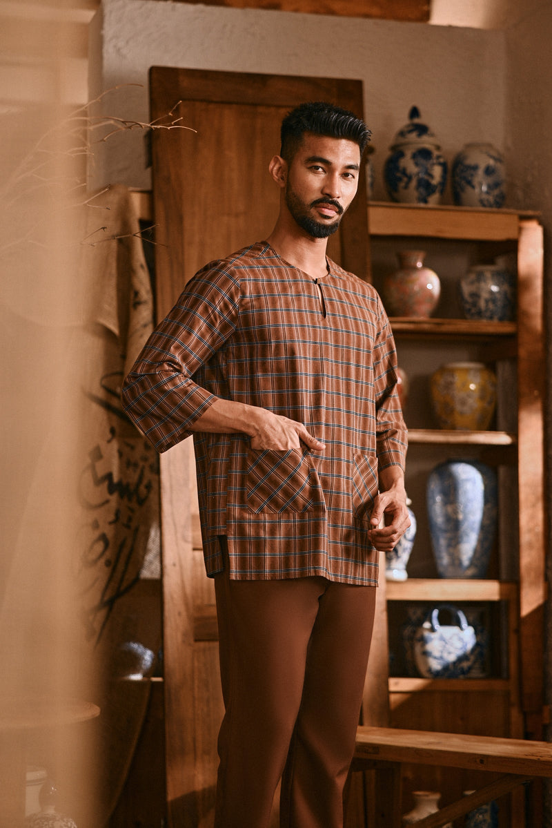 The Hariri Men 3/4 Sleeve Kurta - Copper Grid