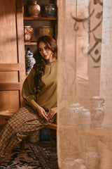 The Hariri Women Mandarin Collar Blouse - Butter Olive