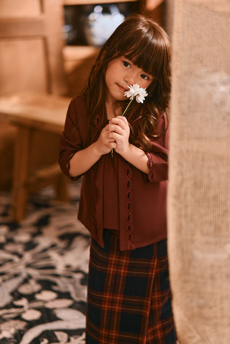 The Hariri Classic Kebaya Top - Royal Burgundy