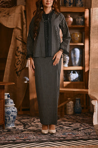 The Hariri Women Folded Skirt - Shadowstripe