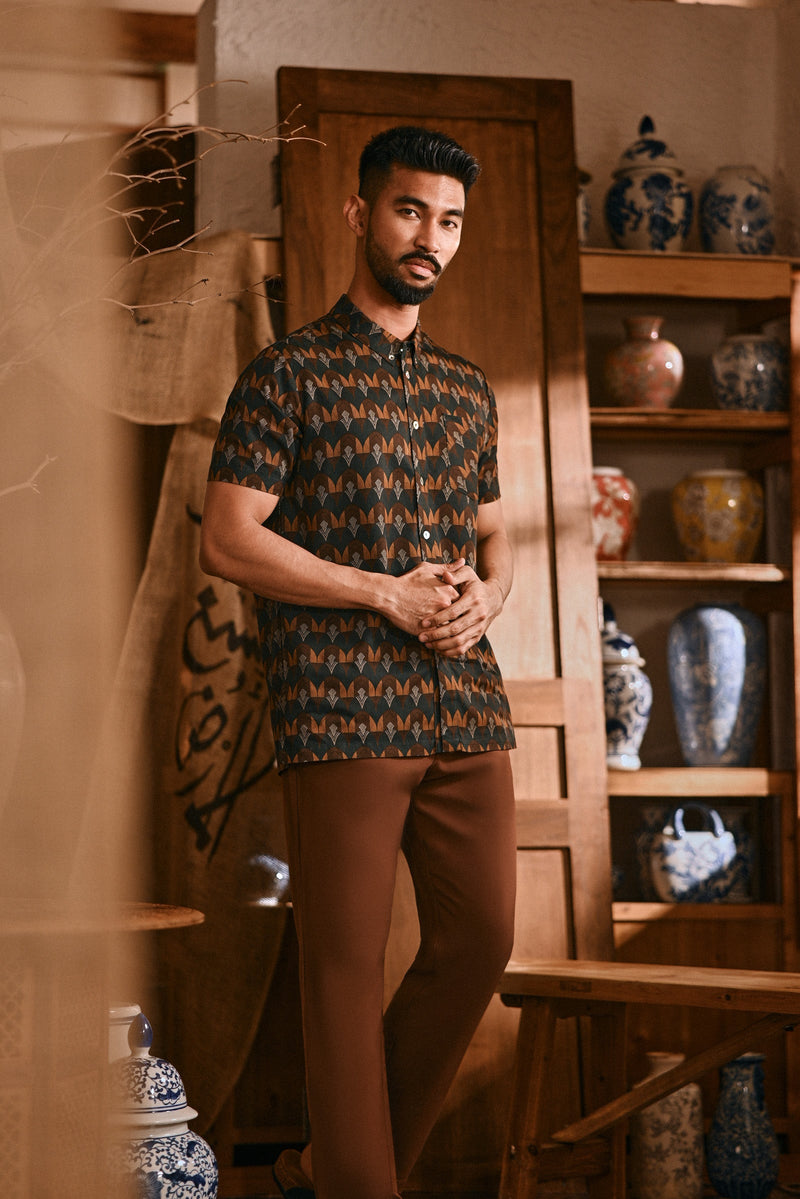 The Hariri Men Batik Shirt - Lentera