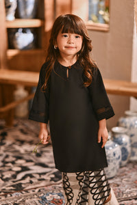 The Hariri Pesak Kurung Top - Black