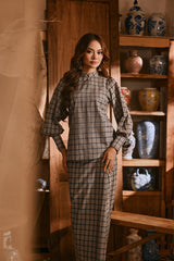 The Hariri Women Mandarin Collar Blouse - Slate Grid