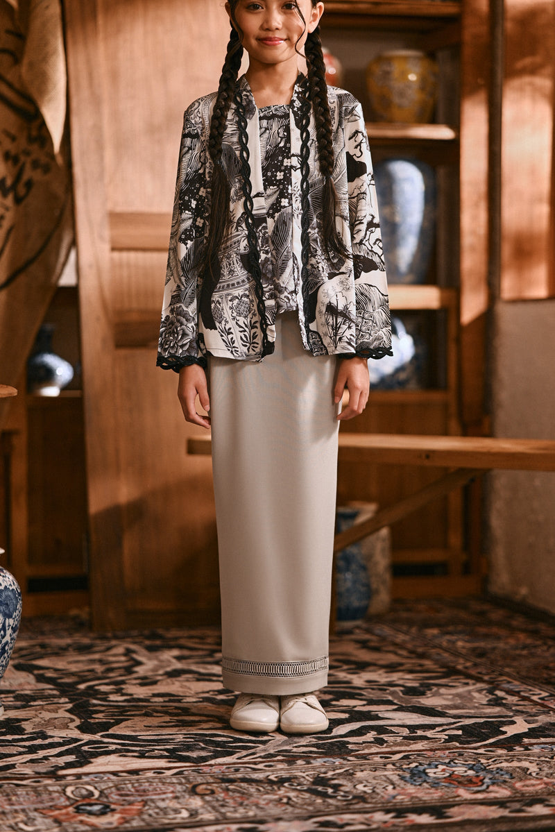 The Hariri Lace Skirt - Grey