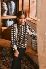 The Hariri Mandarin Collar Blouse - Pautan