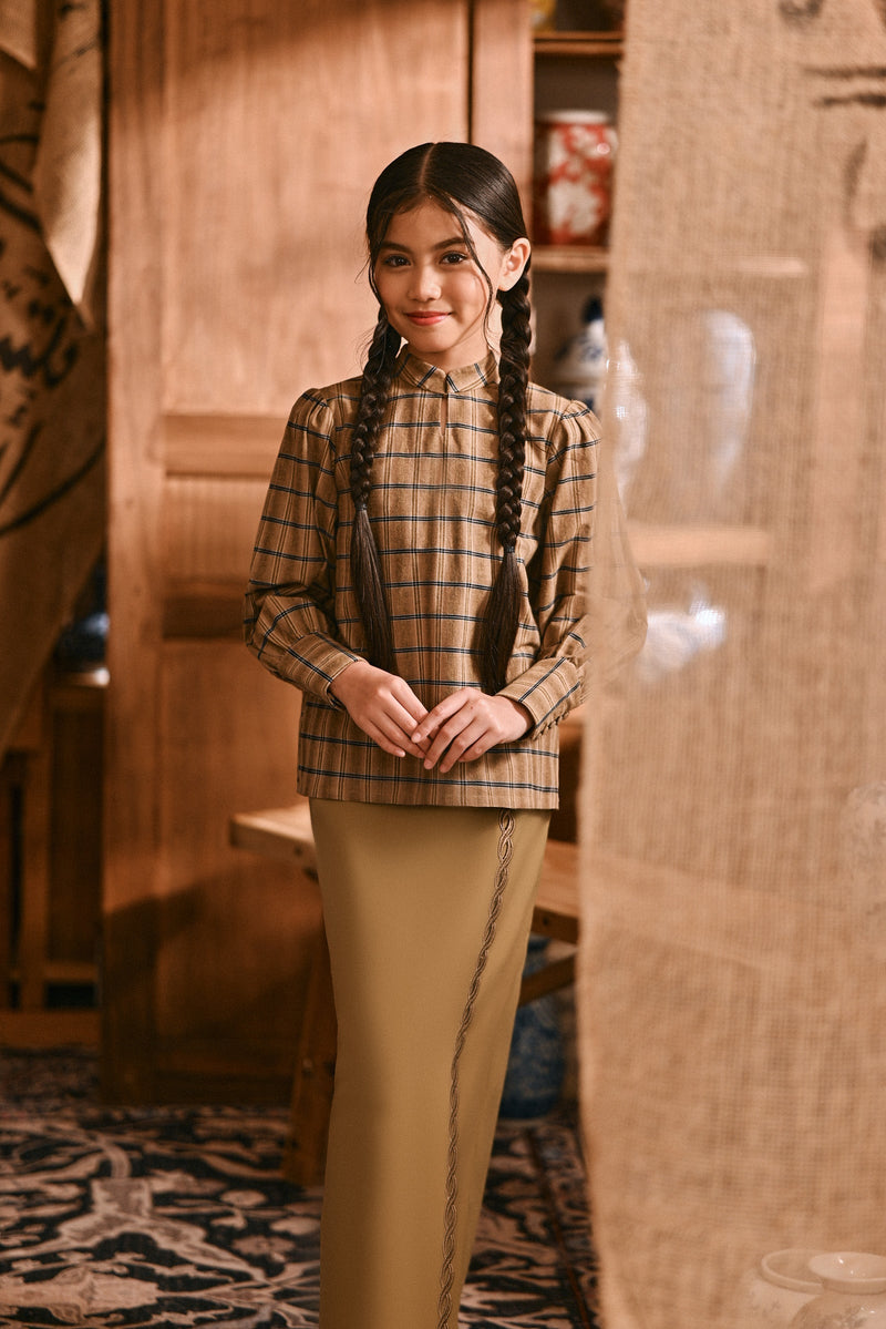 The Hariri Mandarin Collar Blouse - Sunleaf Grid