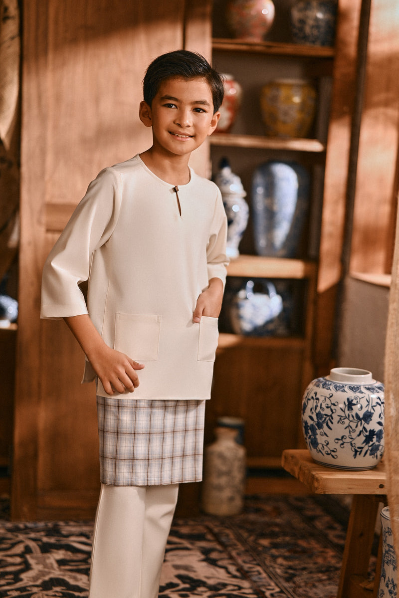 The Hariri 3/4 Sleeve Kurta - Whisper Cream