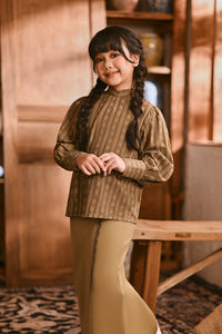 The Hariri Mandarin Collar Blouse - Leafline