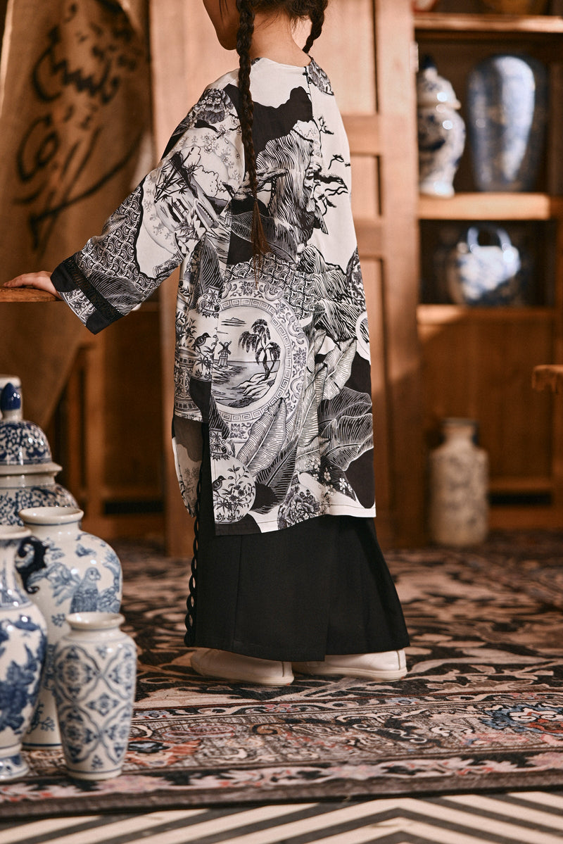 The Hariri Broderie Skirt - Black