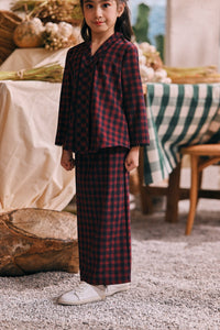 The Courtyard Back Pleated Skirt - Rouge Plaid