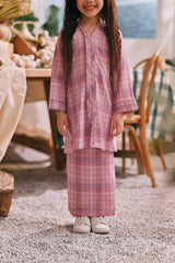 The Courtyard Back Pleated Skirt - Petal Grid