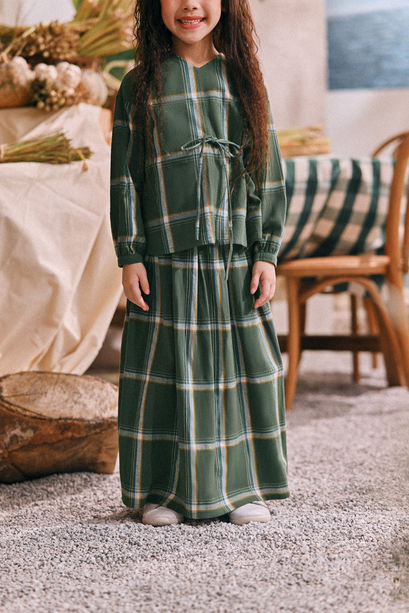 The Courtyard A-Line Skirt - Hunter Square