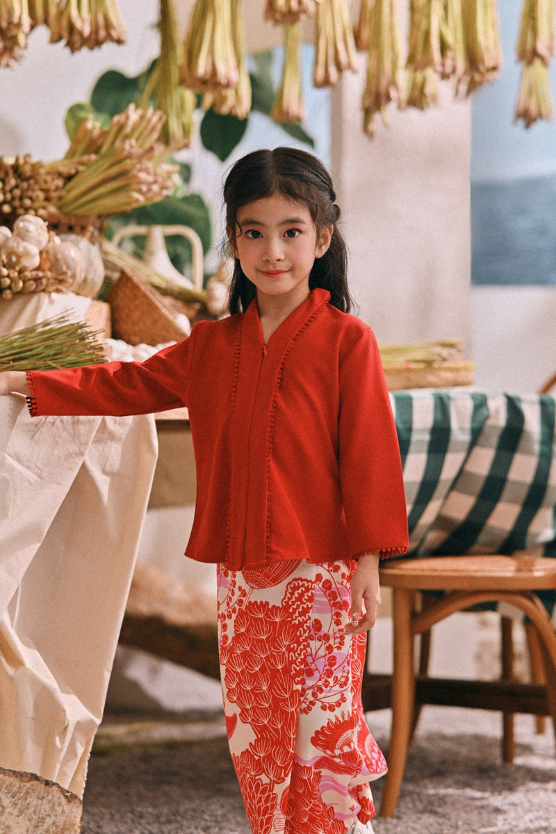 The Courtyard Kebaya Top - Chili Pepper