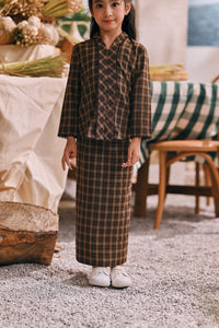 The Courtyard Back Pleated Skirt - Truffle Check