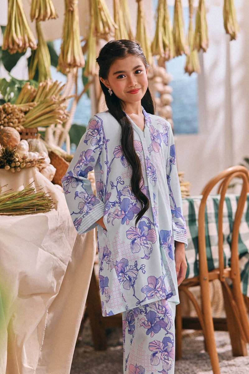 The Courtyard Kebarung Top - Orked