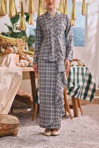 The Courtyard Women Broderie Flounce Skirt - CloudyLoom