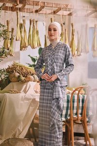The Courtyard Women Kebaya Top - CloudyLoom