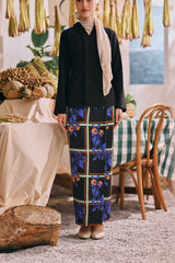 The Courtyard Women Folded Skirt - Whisper